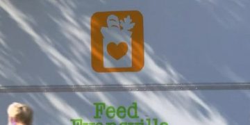 Feed Evansville Hosts Community Food Share Ahead of Thanksgiving