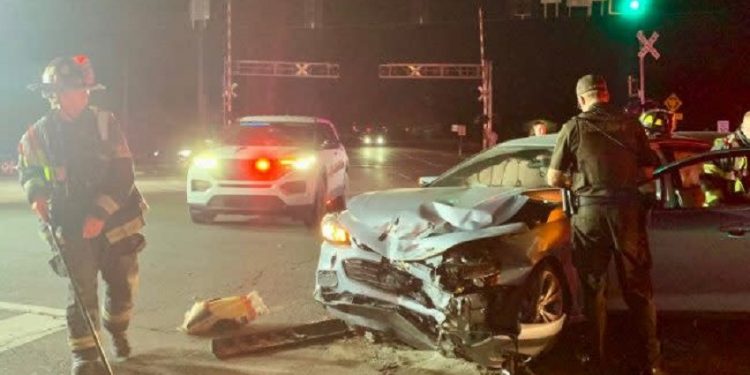 Accident with Injuries Reported at Evansville Intersection