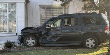 SUV Crashes into Home on Lincoln and Vann Avenue in Evansville