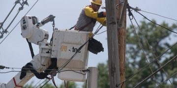 Local Electricians Play Crucial Role in Storm Recovery Efforts in Evansville