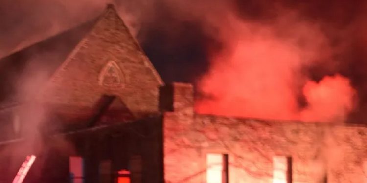 Small Fire Breaks Out at First Christian Church in Newburgh, Service Held Outside