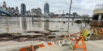 Ohio River Crossing Project Faces Delays Due to High Water Levels, But Remains on Schedule