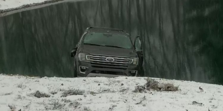 Water Rescue Operation Underway in Vanderburgh County After Truck Gets Stuck