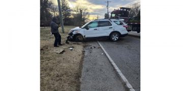 Overturned Vehicle Causes Road Closure in Newburgh, Indiana