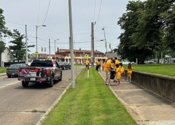 Evansville Police Department joins community clean up with Boys & Girls Club of Evansville