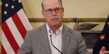 Governor Mike Braun highlights Indiana’s growing role in defense innovation at Midwest summit