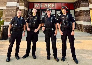 Evansville police support students during Attendance Month at Glenwood Leadership Academy